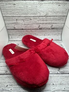 Soma Red Plush Slip-On Slippers NWT M (7/8)